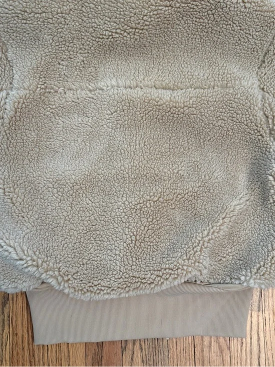 ALO Yoga Foxy Sherpa Jacket in Camel – Size XS EUC - Picture 12 of 15